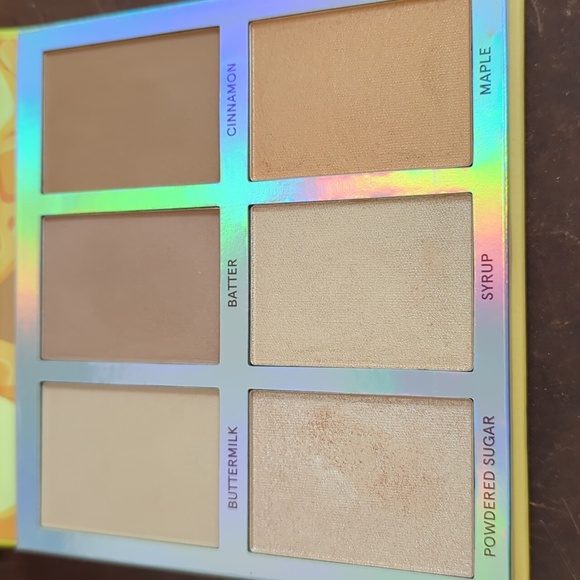 Bh Cosmetics Belgian Waffle palette - Picture 3 of 4